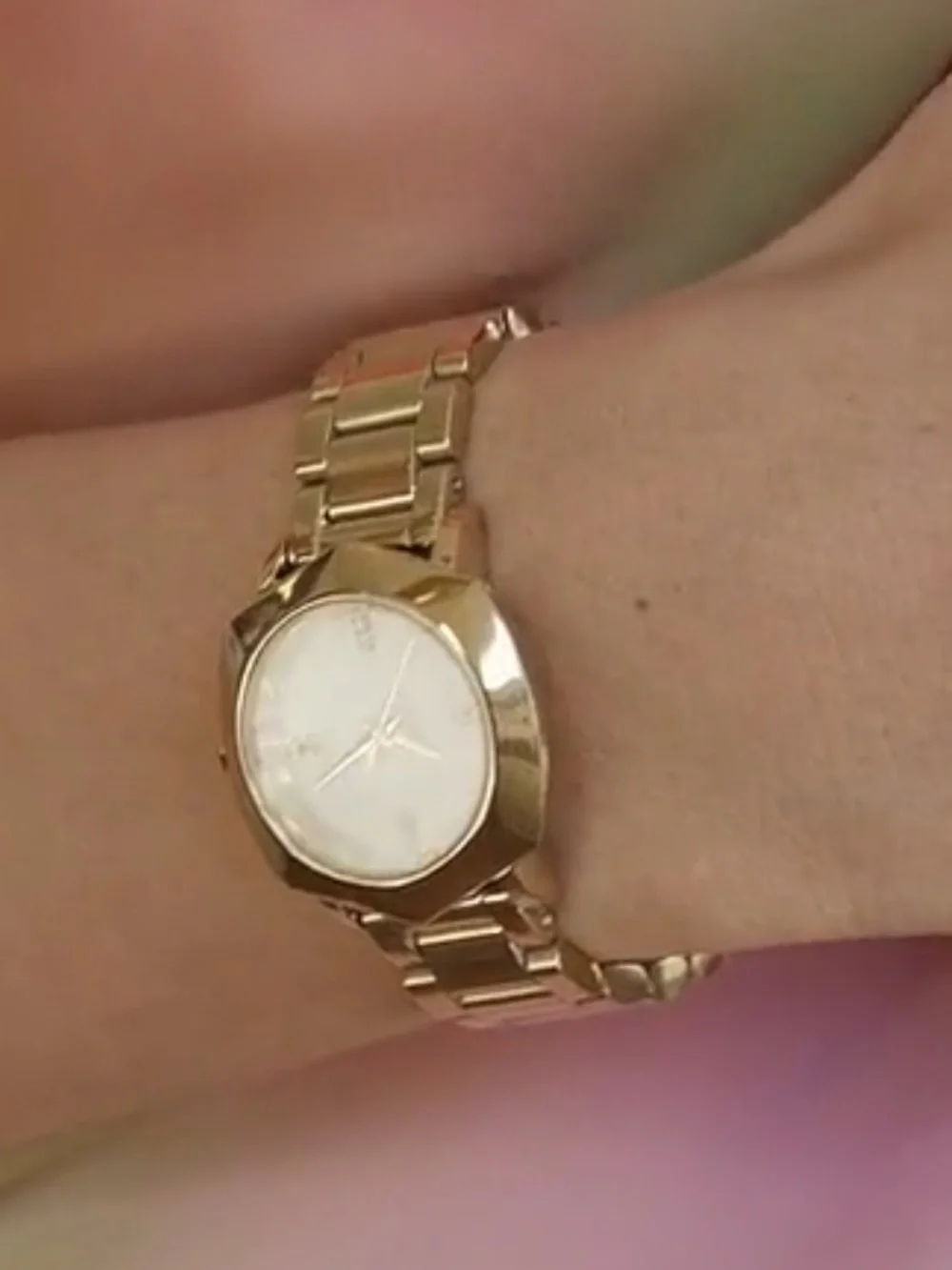 Kendra Scott Gold-Tone Mother-of-Pearl Dial Bracelet Watch